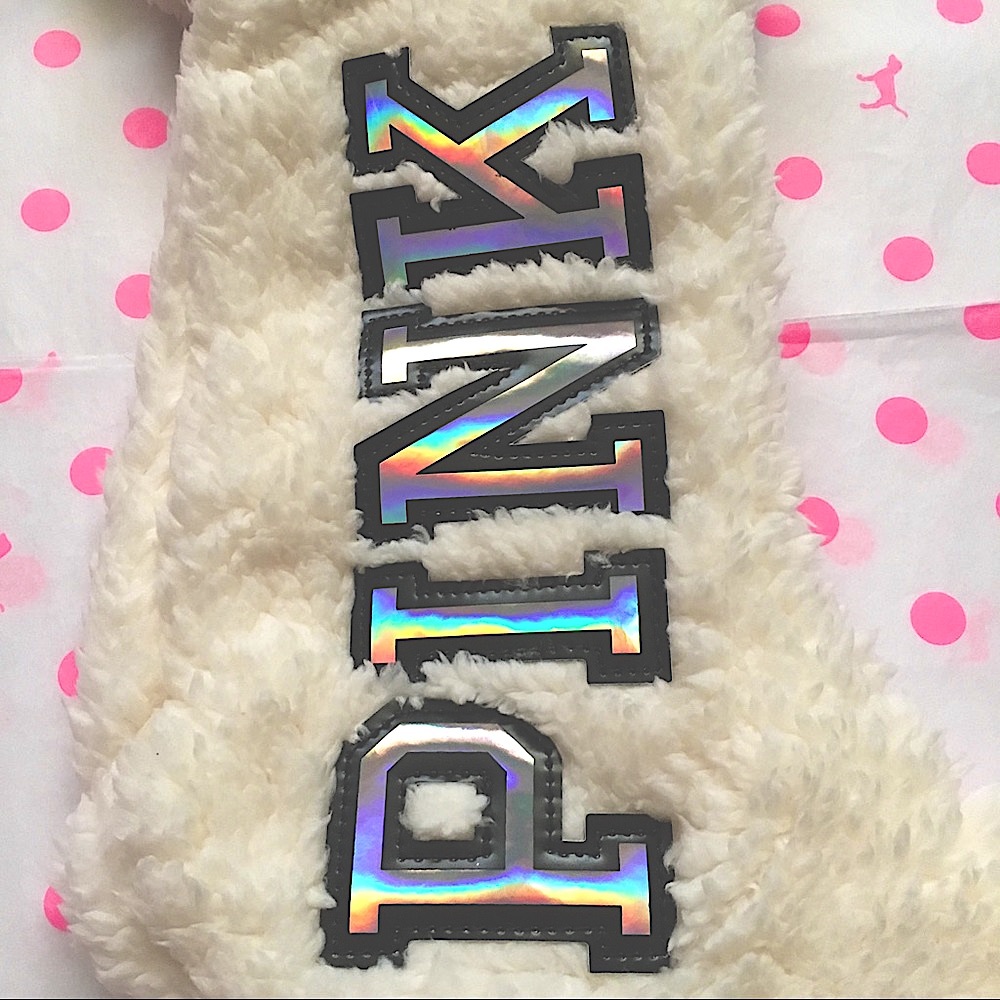 PINK VS Sherpa Stocking Iridescent New With Tag - Picture 6 of 8